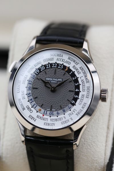 Patek Philippe World Time 5230G-001
